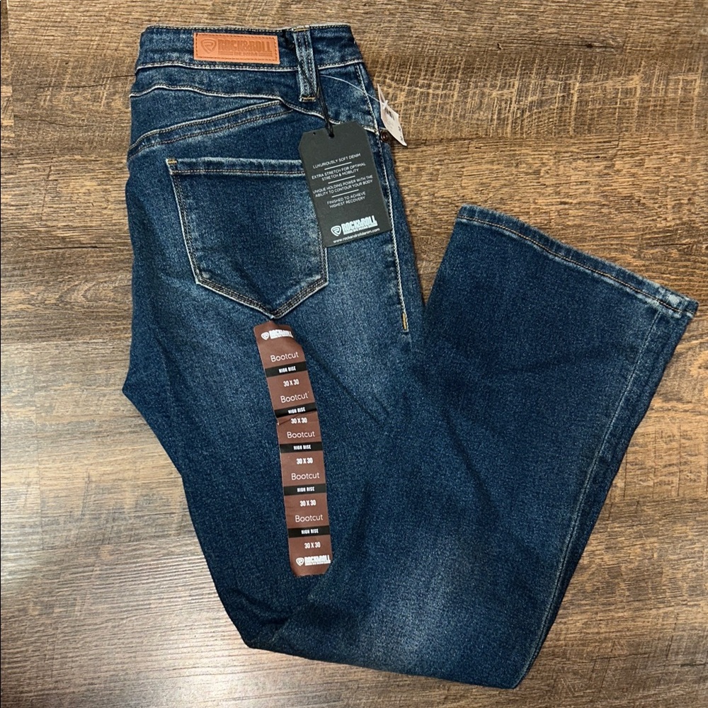 Rock & Roll Cowgirl NWT High Rise Jeans